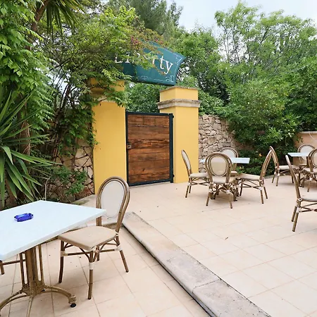 Dimora Relais Excelsa בית הארחה 4*