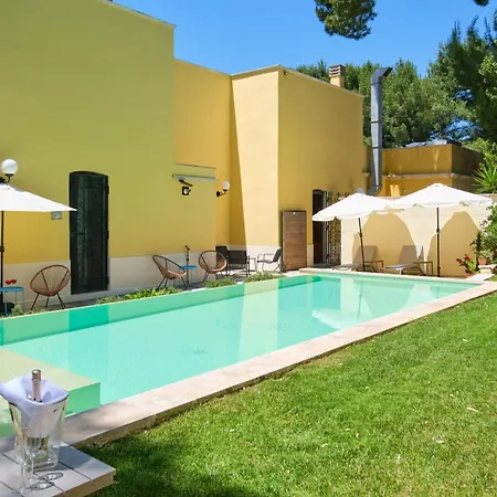 בית הארחה Dimora Relais Excelsa 4*