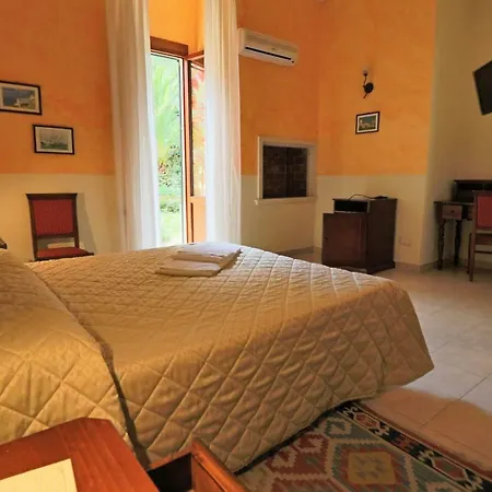 Гостевой дом Dimora Relais Excelsa 4*